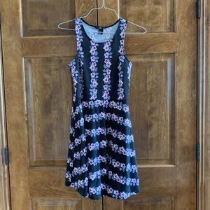 H&M Black Floral Print Dress - Women's Size Small